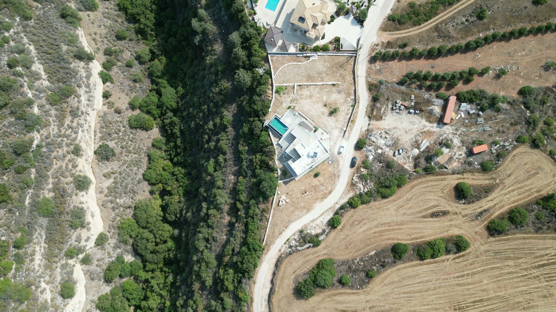 investment growth chart luxury property